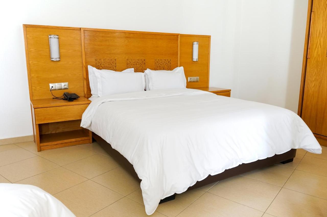 Hotel El Djenina Tanger Eksteriør bilde